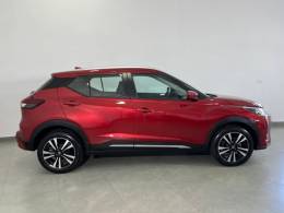 NISSAN - KICKS - 2021/2022 - Vermelha - R$ 103.900,00