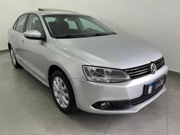 VOLKSWAGEN - JETTA - 2011/2012 - Prata - R$ 61.900,00