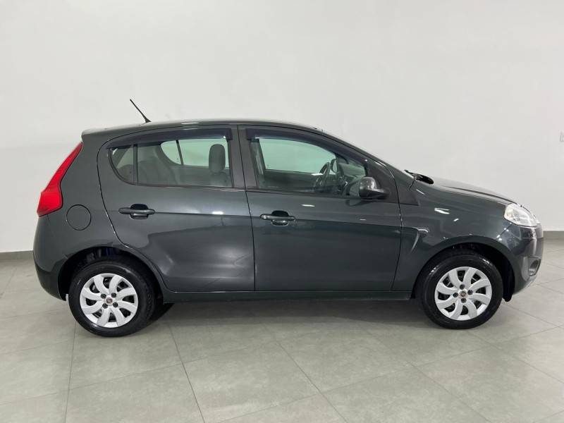FIAT - PALIO - 2013/2013 - Cinza - R$ 40.900,00