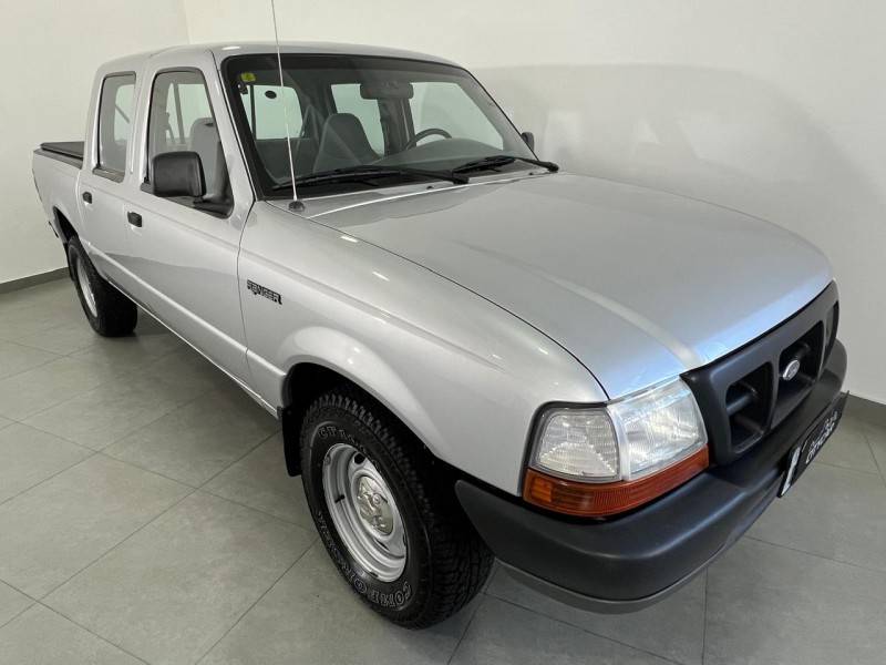 FORD - RANGER - 2000/2000 - Prata - R$ 51.900,00