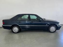 MERCEDES-BENZ - C 240 - 1998/1998 - Preta - R$ 69.900,00