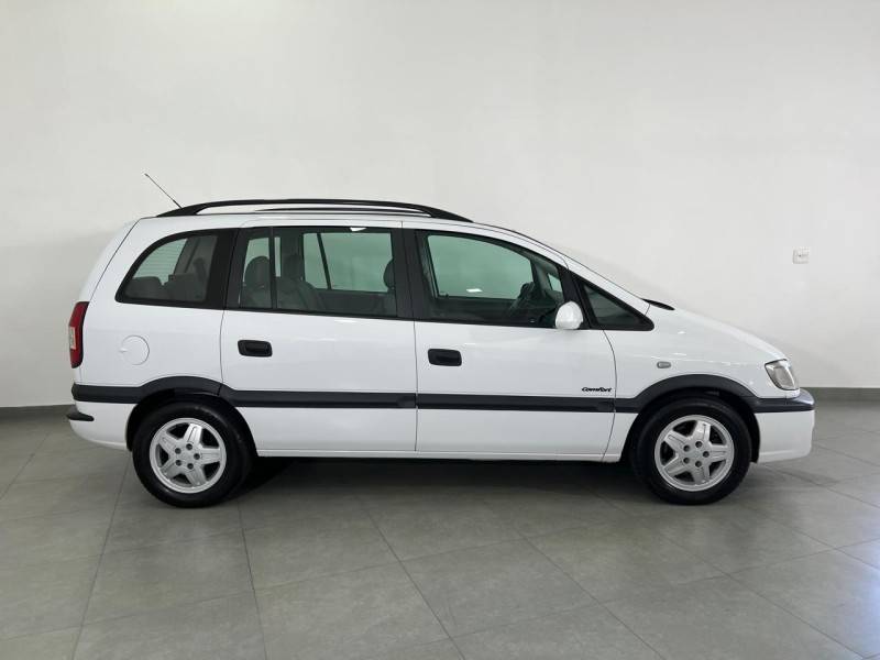 CHEVROLET - ZAFIRA - 2004/2005 - Branca - R$ 32.900,00