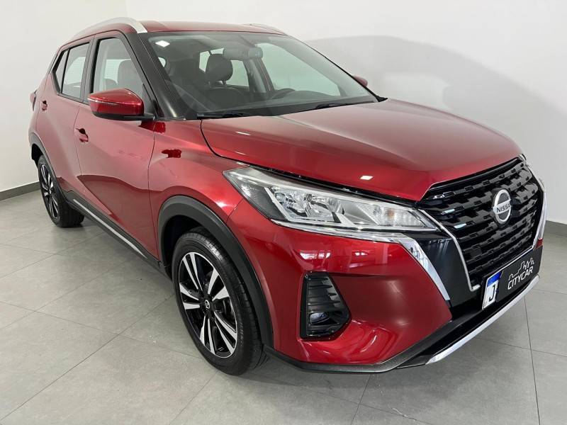 NISSAN - KICKS - 2021/2022 - Vermelha - R$ 103.900,00