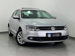 VOLKSWAGEN - JETTA - 2011/2012 - Prata - R$ 61.900,00