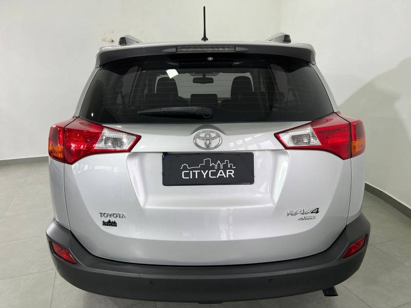 TOYOTA - RAV4 - 2015/2015 - Prata - R$ 115.900,00