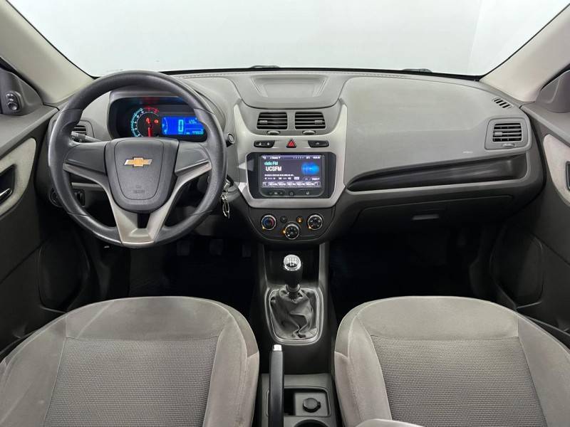 CHEVROLET - COBALT - 2015/2015 - Prata - R$ 49.900,00