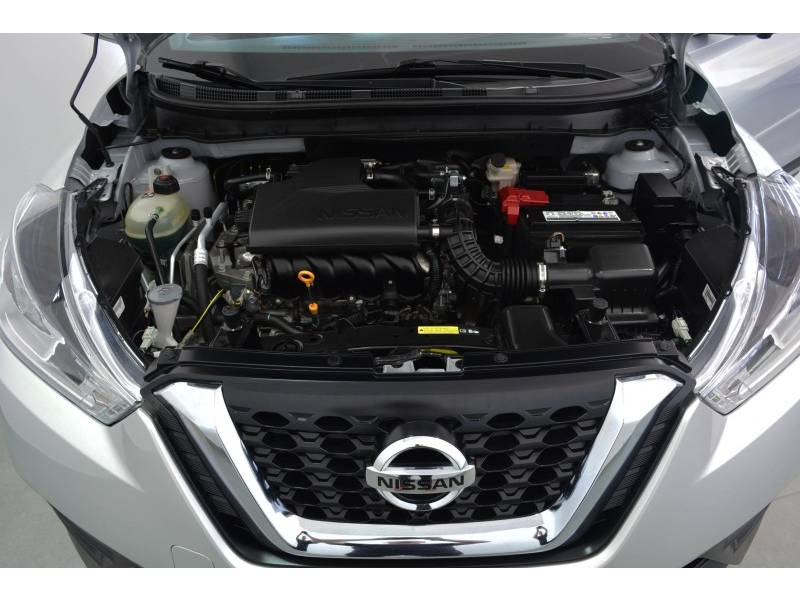 NISSAN - KICKS - 2016/2017 - Prata - R$ 84.900,00