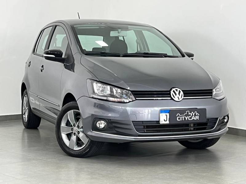 VOLKSWAGEN - FOX - 2020/2021 - Cinza - R$ 63.900,00