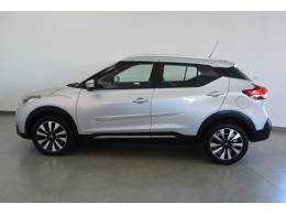 NISSAN - KICKS - 2016/2017 - Prata - R$ 84.900,00