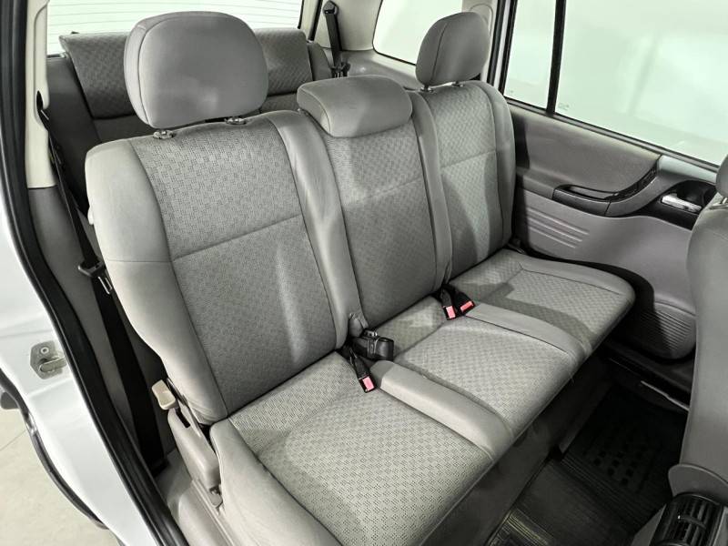CHEVROLET - ZAFIRA - 2004/2005 - Branca - R$ 32.900,00