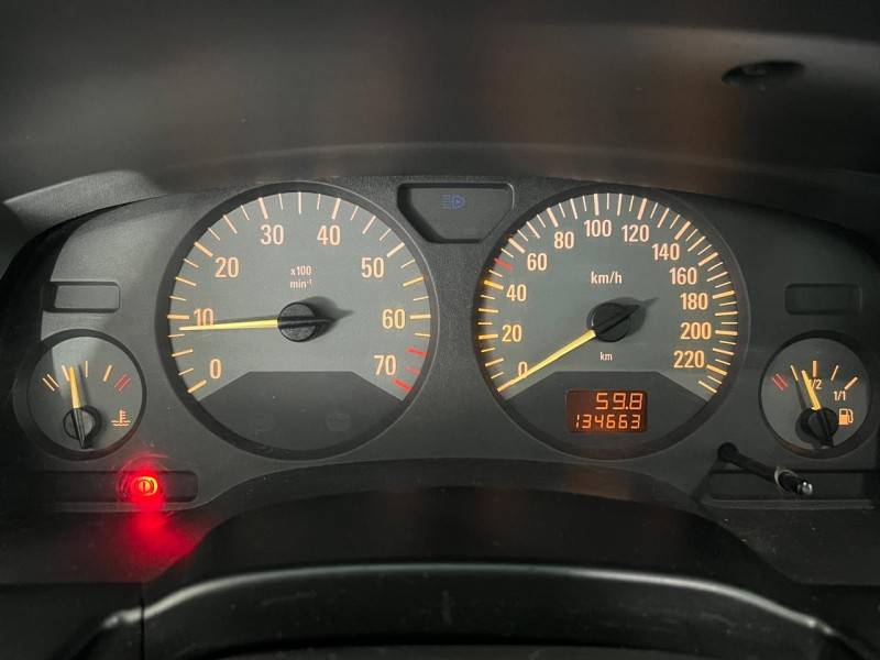 CHEVROLET - ZAFIRA - 2004/2005 - Branca - R$ 32.900,00