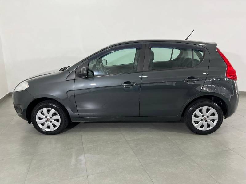 FIAT - PALIO - 2013/2013 - Cinza - R$ 40.900,00