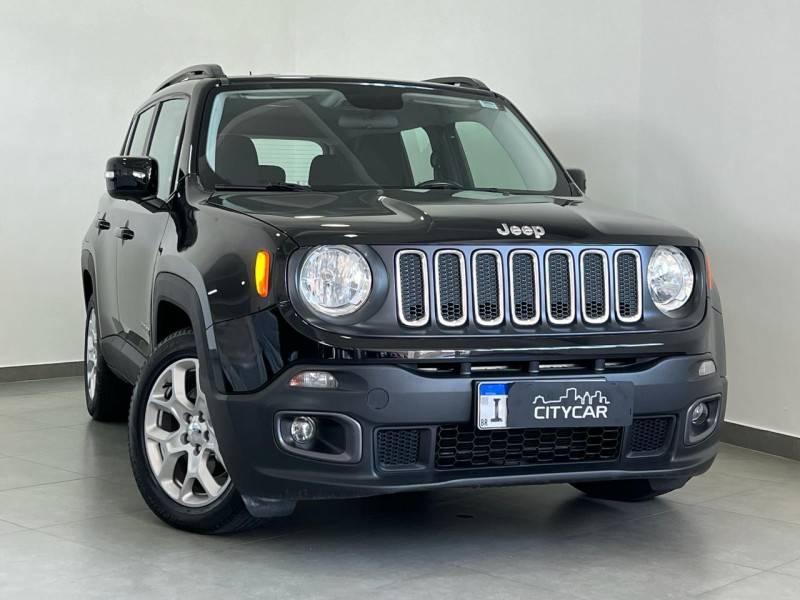 JEEP - RENEGADE - 2015/2016 - Preta - R$ 70.900,00