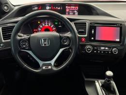 HONDA - CIVIC - 2015/2015 - Vermelha - R$ 148.000,00