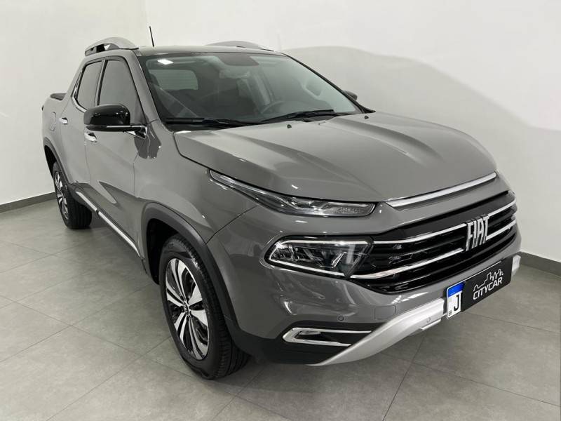 FIAT - TORO - 2022/2023 - Cinza - R$ 152.900,00