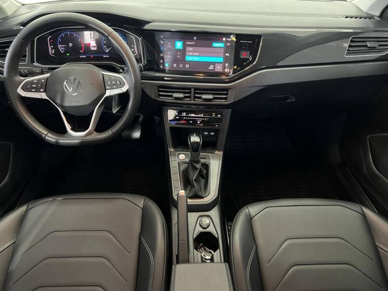 VOLKSWAGEN - POLO - 2023/2023 - Prata - R$ 105.900,00