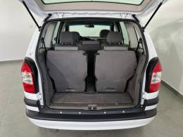 CHEVROLET - ZAFIRA - 2004/2005 - Branca - R$ 32.900,00