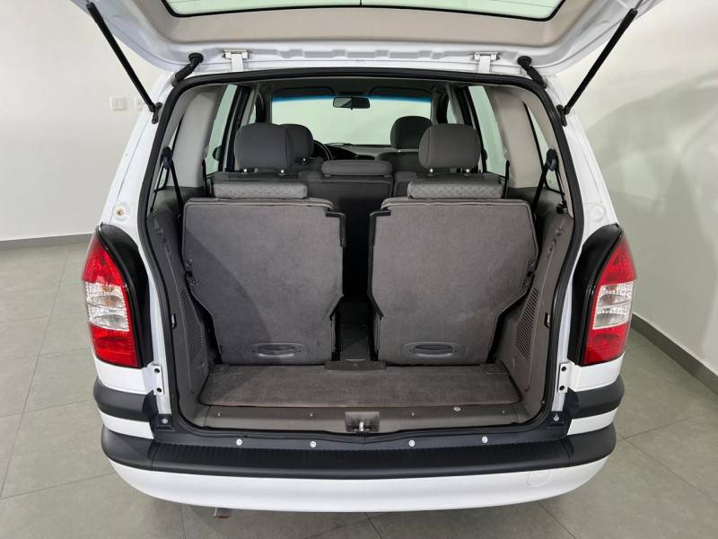 CHEVROLET - ZAFIRA - 2004/2005 - Branca - R$ 32.900,00